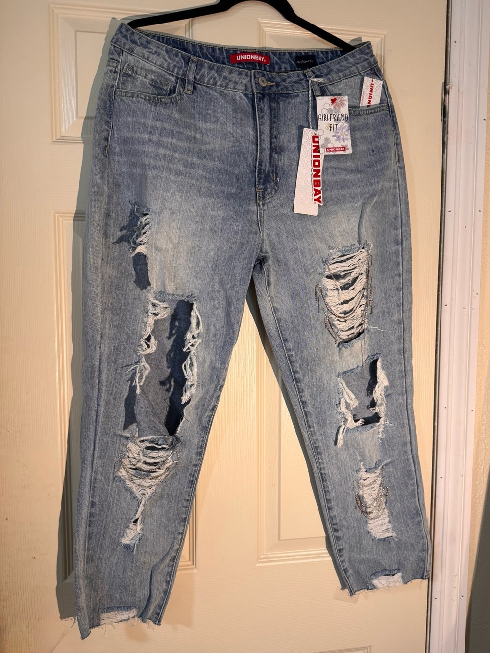 UnionBay Light Blue Distressed Girlfriend Jeans Size 13 - Picture 2 of 10